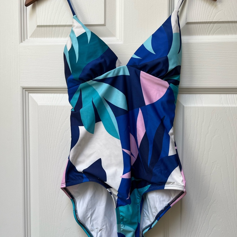 Like new one piece by Splendid